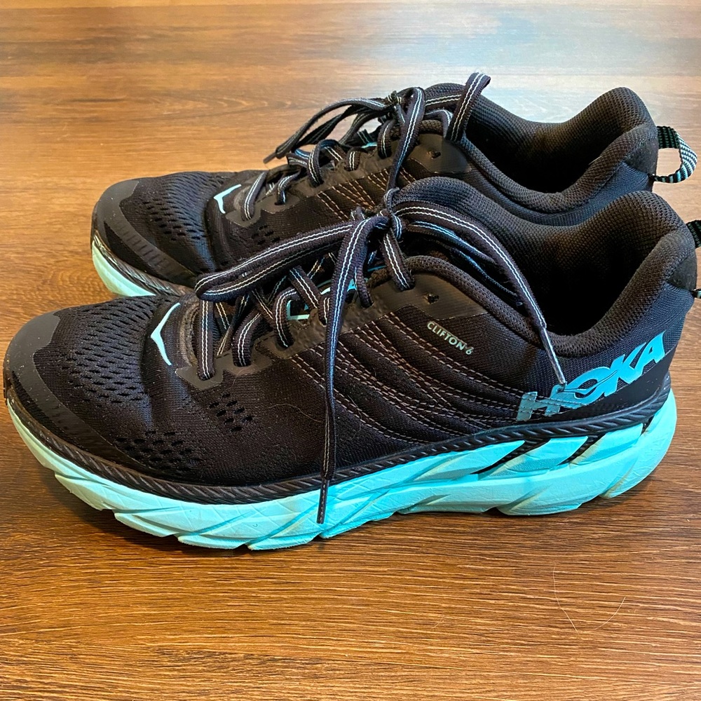 Hoka One One Clifton 6 Women’s Size 9 EUC